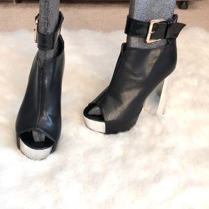 Black and chrome platforms